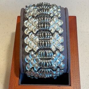 Vintage Brilliant CORO Pegasus Silver tone Wide Filigree Signed Bracelet-GUC!